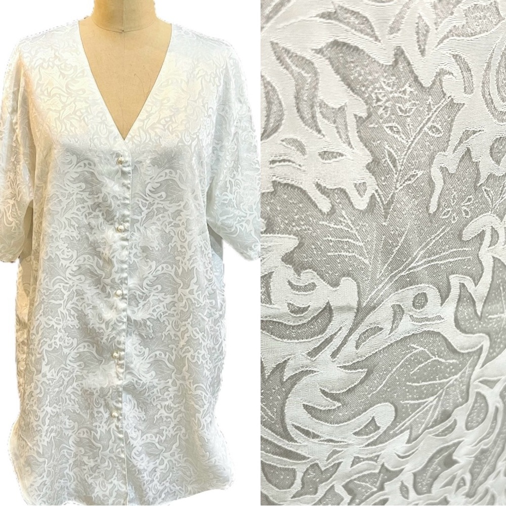 VINTAGE 90s Victoria’s Secret white satin shiny sheen‎ nightshirt nightgown